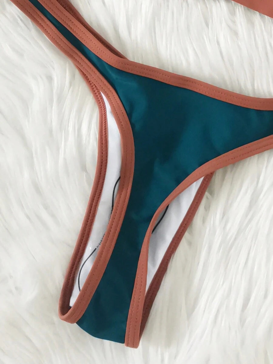 Biquíni Flor-de-Lis