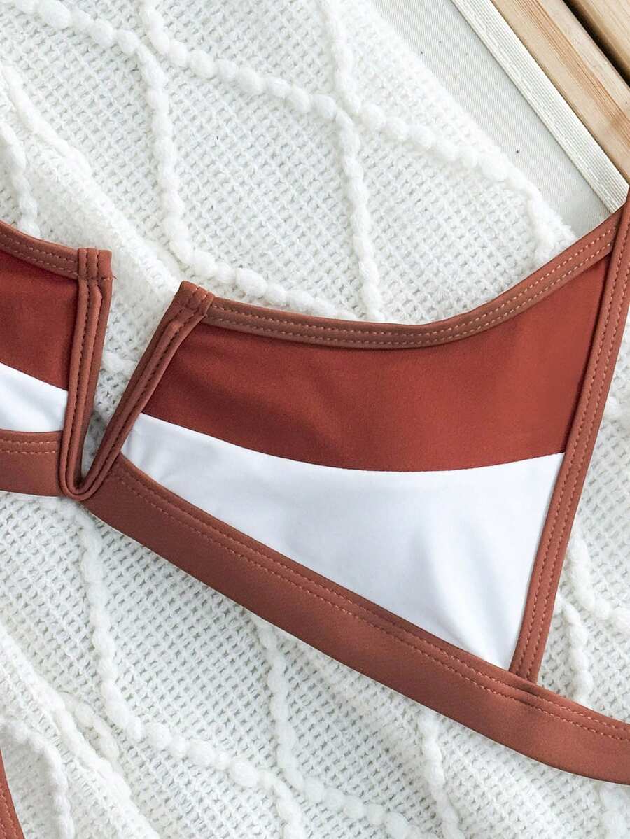 Biquíni Flor-de-Lis